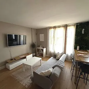 Superbe Duplex Avec Parking Gratuit , Grenoble France